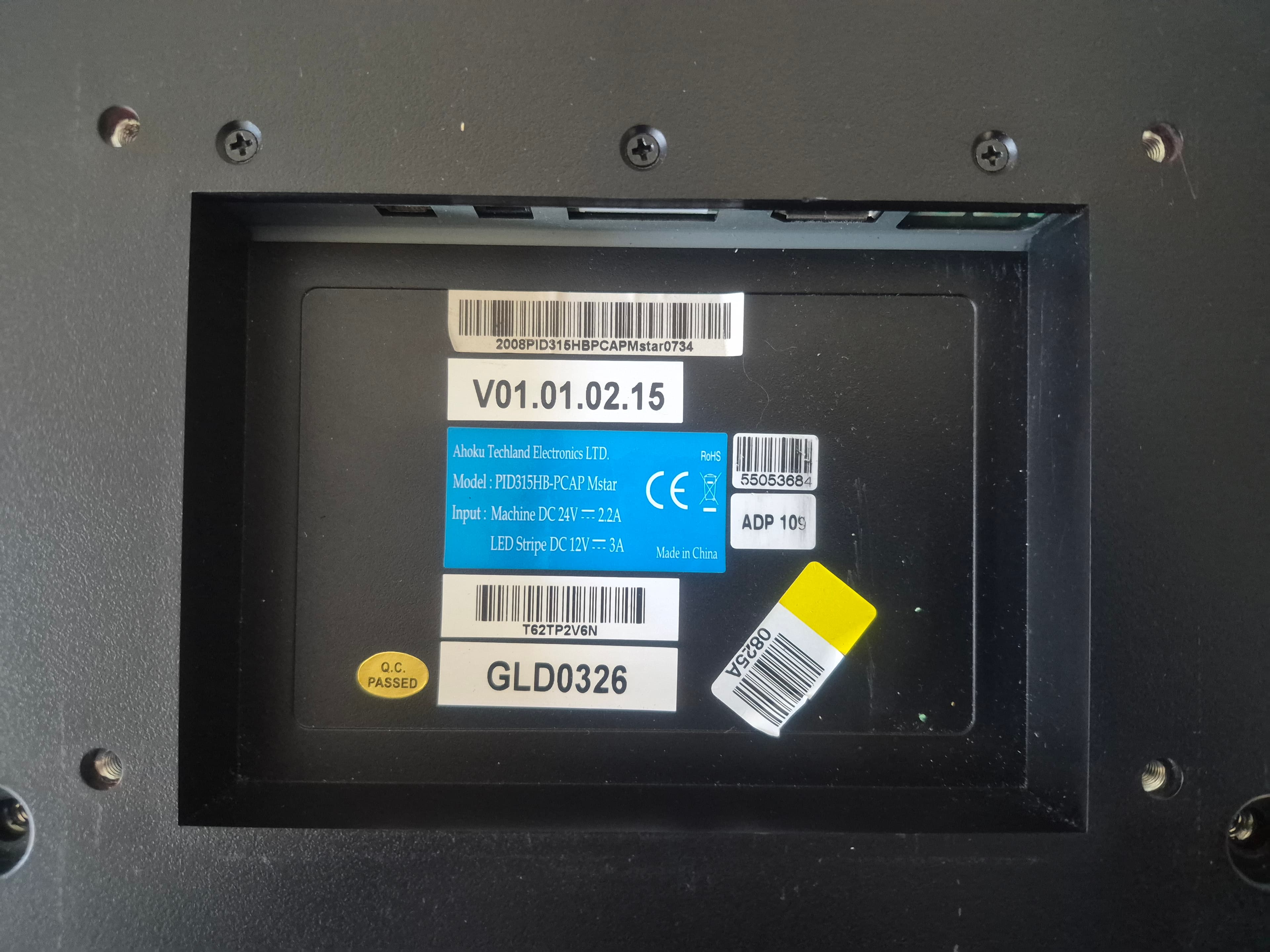Monitor 32" Trio Touch Merkur Avantgarde - slika 3
