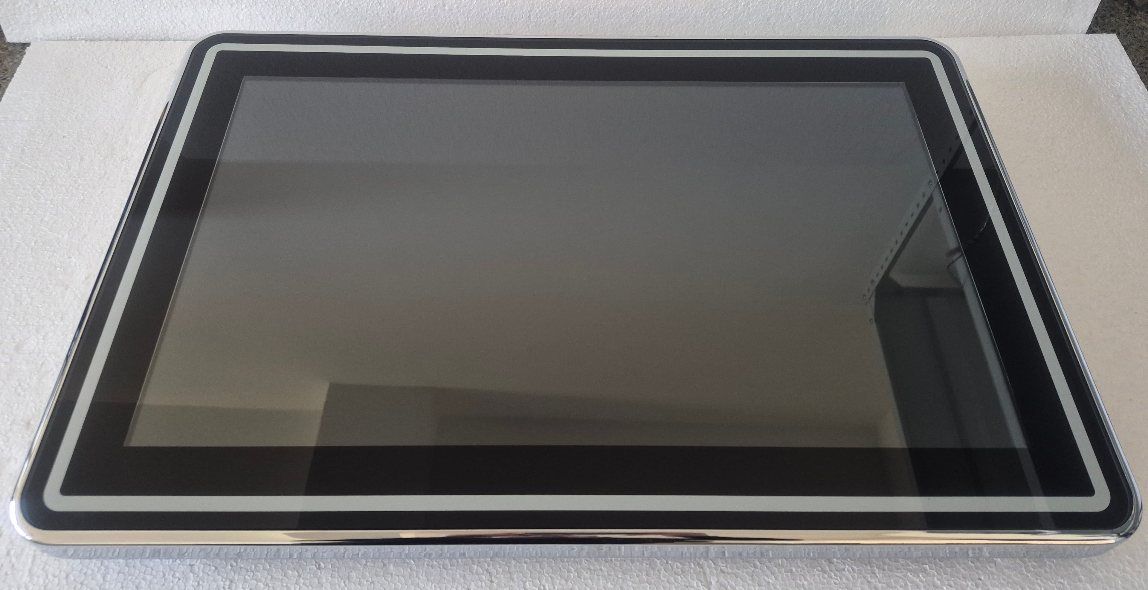 Monitor 24" PCAP Merkur sa LED okvirom