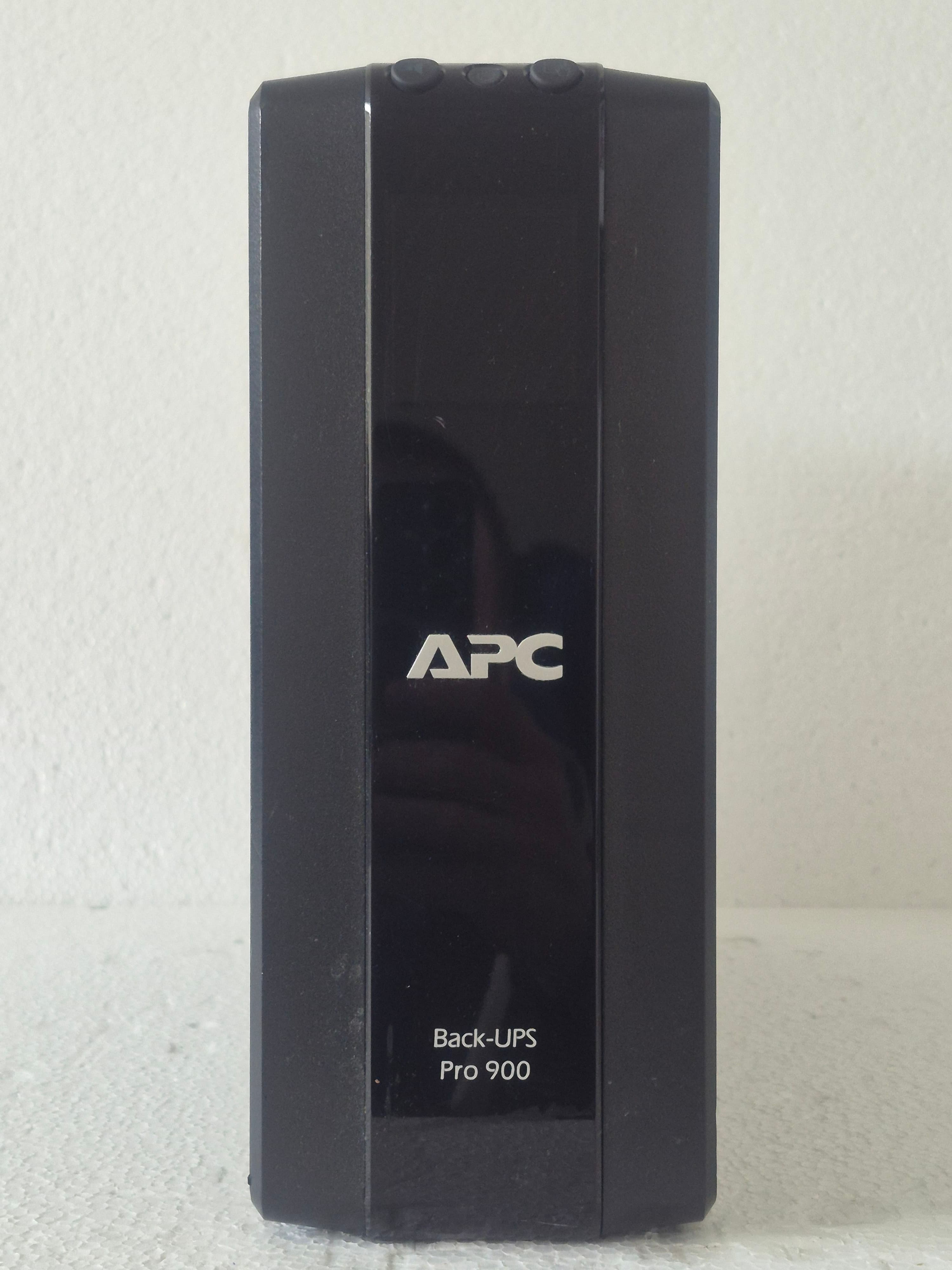 ups-back-pro-900