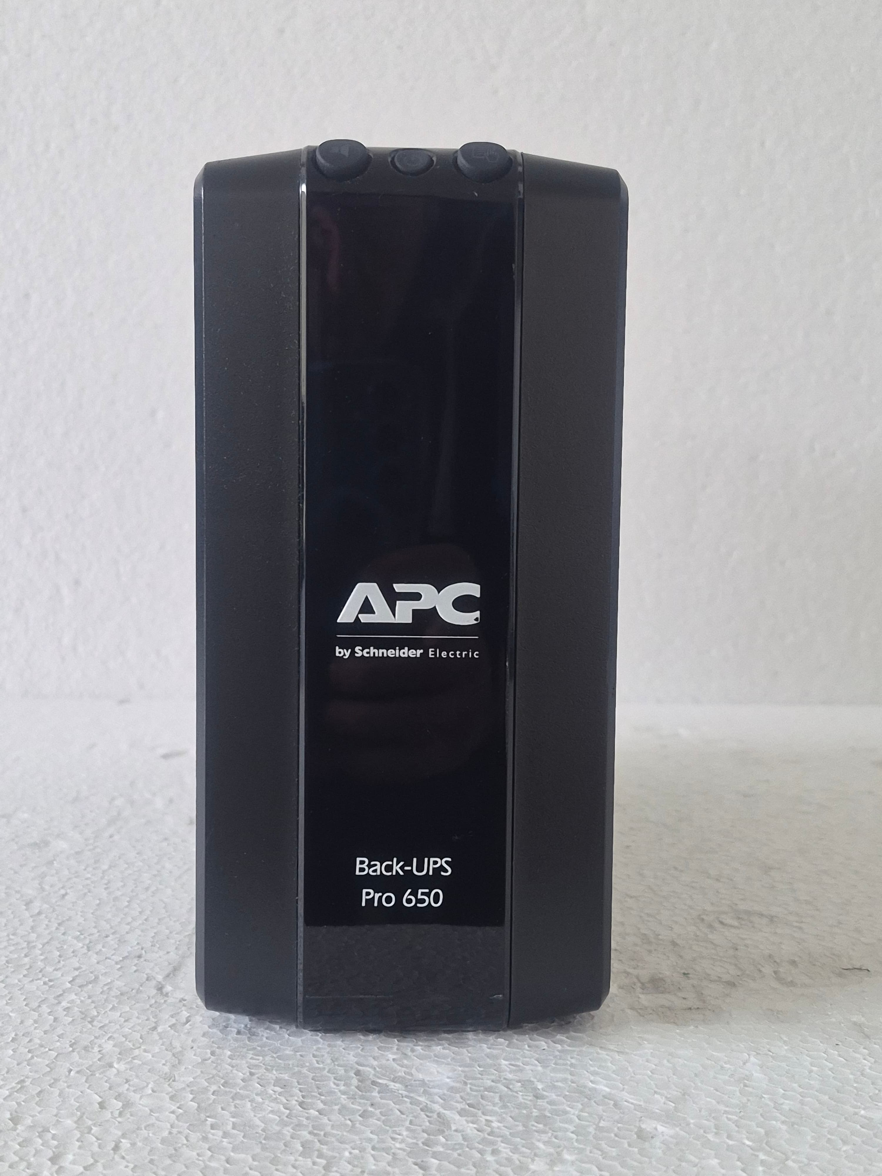 ups-back-pro-650